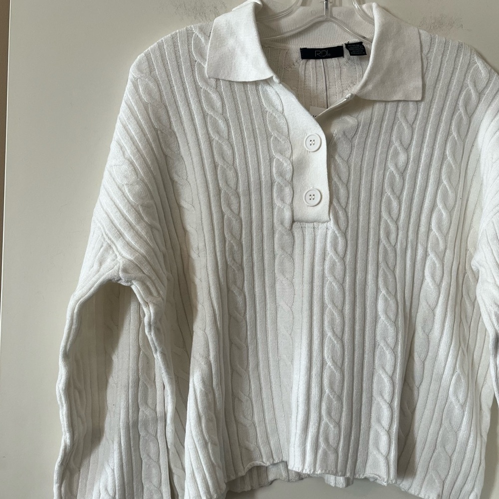 RDI Nordstrom White, Soft Knit Collared Sweater with Button Detail Size Medium - Picture 9 of 14